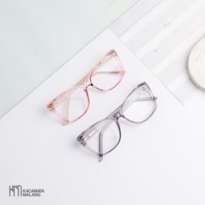 Alternative view of Kacamata Cat Eye Lebar Tangkai Pegas - Denawa 01
